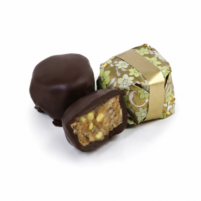 Pistachio sponge Dark chocolate product
